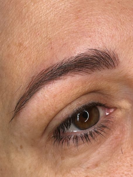 Resultado natural hairstrokes pelo a pelo cejas Noblesse Beauty Palma de Mallorca

